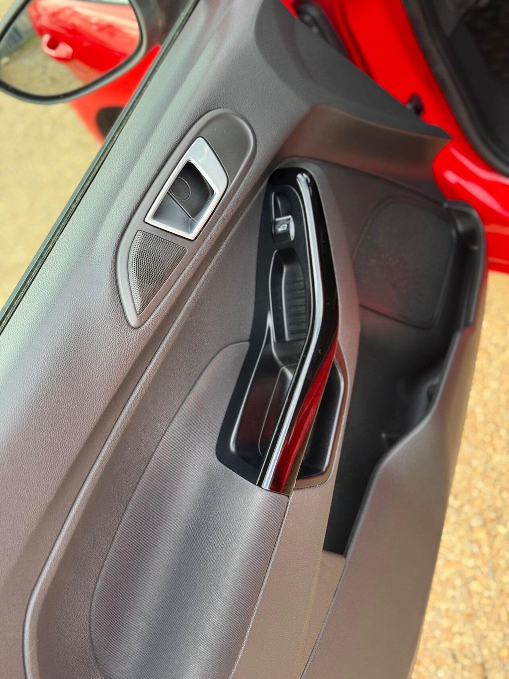 Used Ford Fiesta 2015 for sale - 76147657: Photo 28