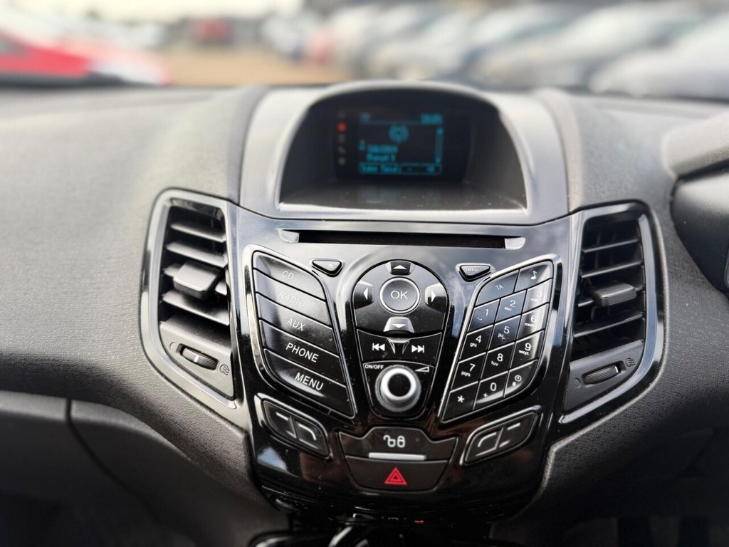 Used Ford Fiesta 2015 for sale - 76147657: Photo 35