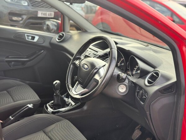 Used Ford Fiesta 2015 for sale - 76147657: Photo 9