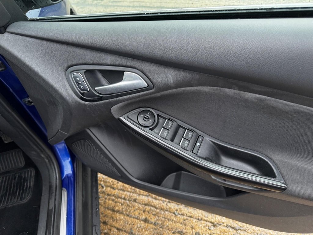 Used Ford Focus 2015 for sale - 77480163: Photo 35