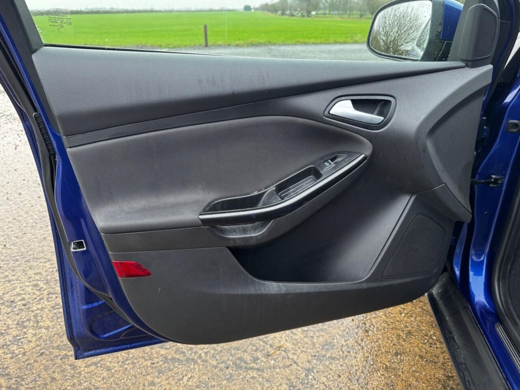 Used Ford Focus 2015 for sale - 77480163: Photo 46