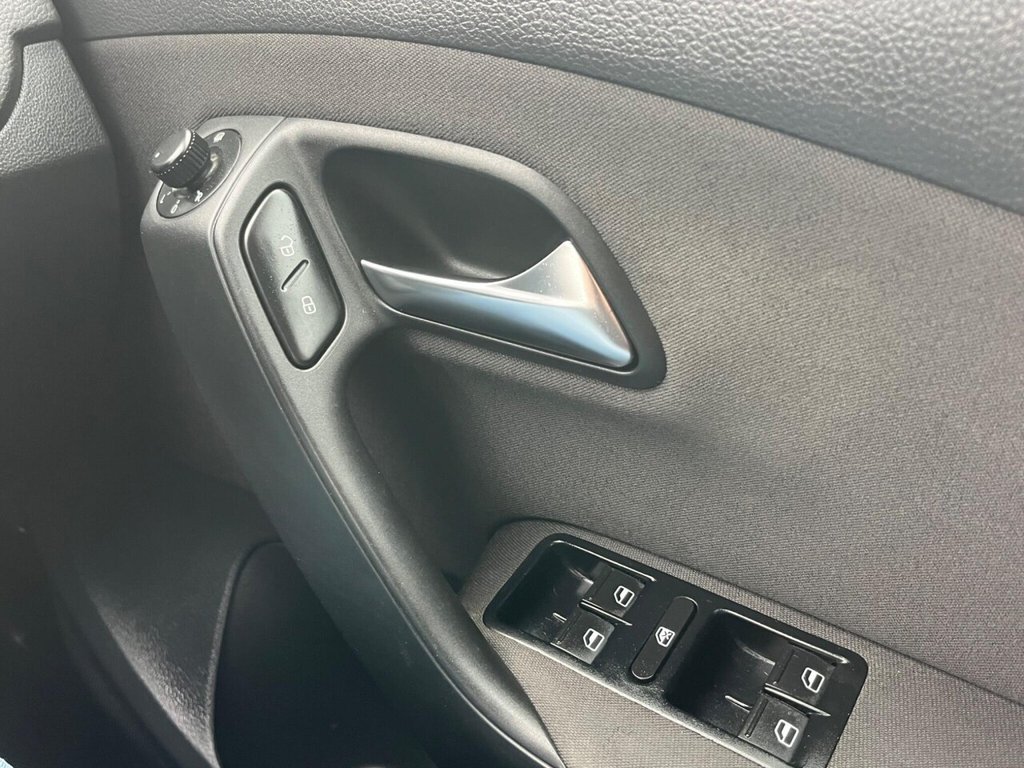 Used Volkswagen Polo 2013 for sale - 77627450: Photo 29