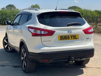 Used Nissan Qashqai 2015 for sale - 78377312: Photo