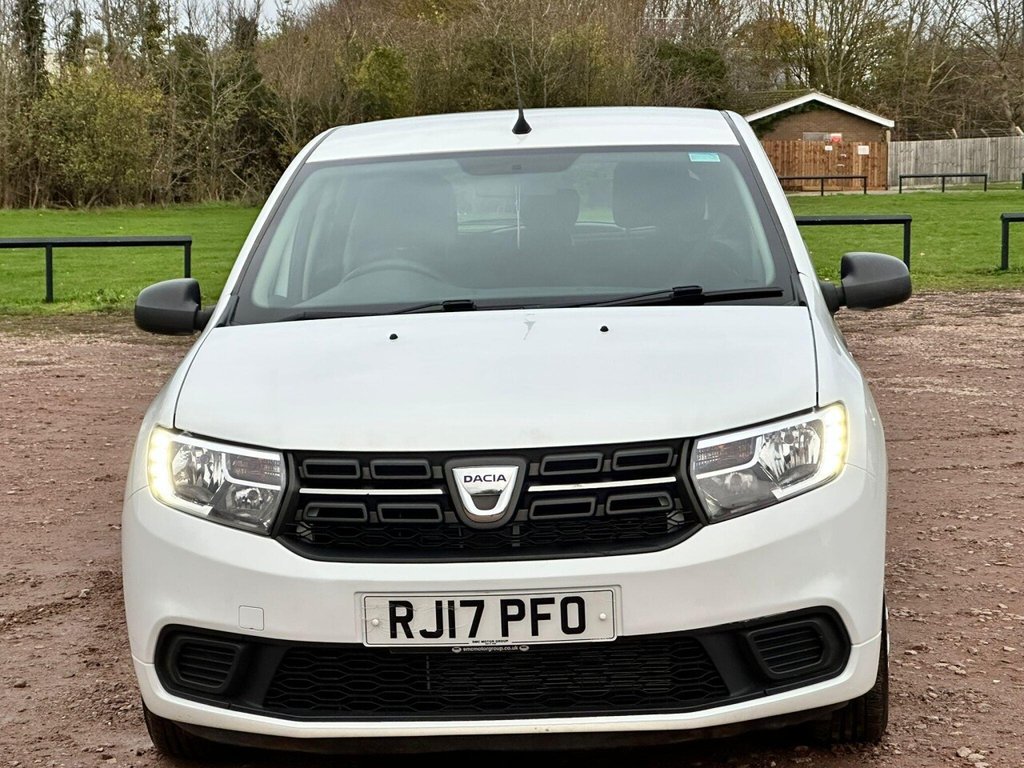Used Dacia Sandero 2017 for sale - 76768709: Photo 2