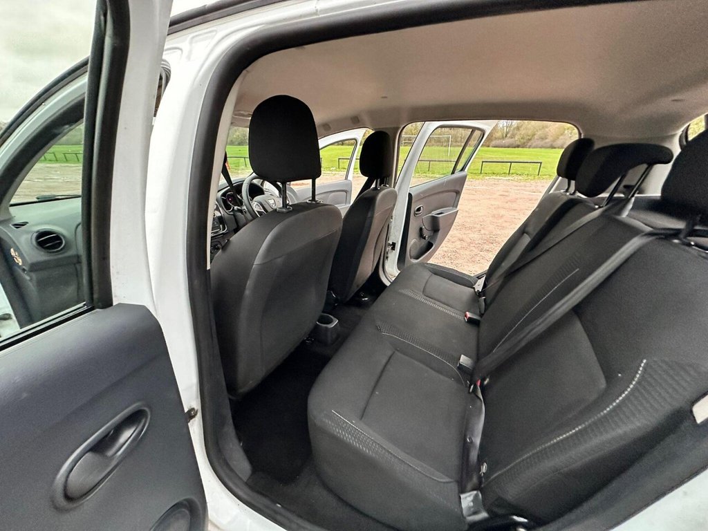 Used Dacia Sandero 2017 for sale - 76768709: Photo 21