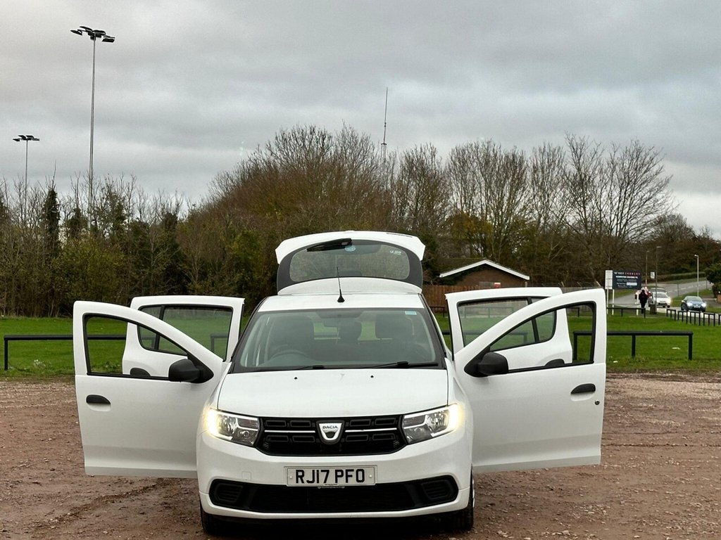 Used Dacia Sandero 2017 for sale - 76768709: Photo 6