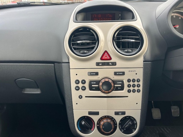 Used Vauxhall Corsa 2007 for sale - 76172875: Photo 12