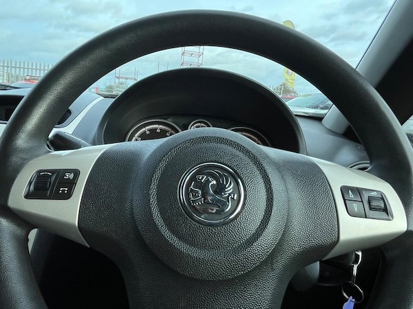 Used Vauxhall Corsa 2007 for sale - 76172875: Photo 15