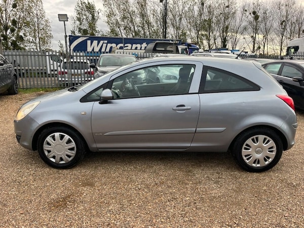 Used Vauxhall Corsa 2007 for sale - 76172875: Photo 3