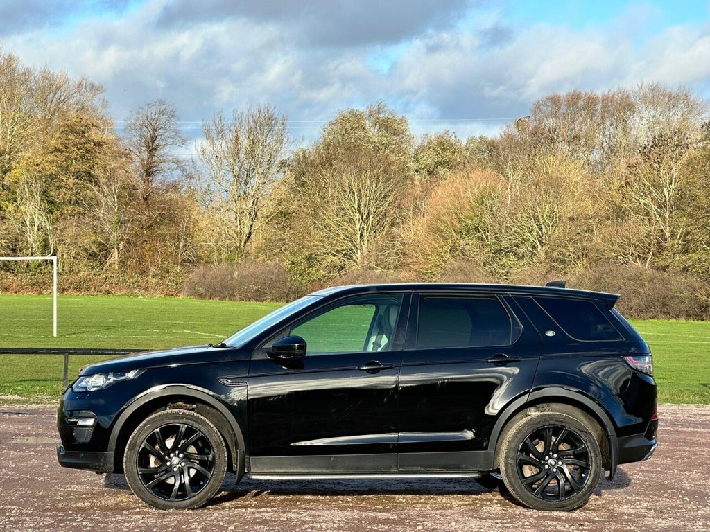 Used Land Rover Discovery Sport 2017 for sale - 76768509: Photo 9