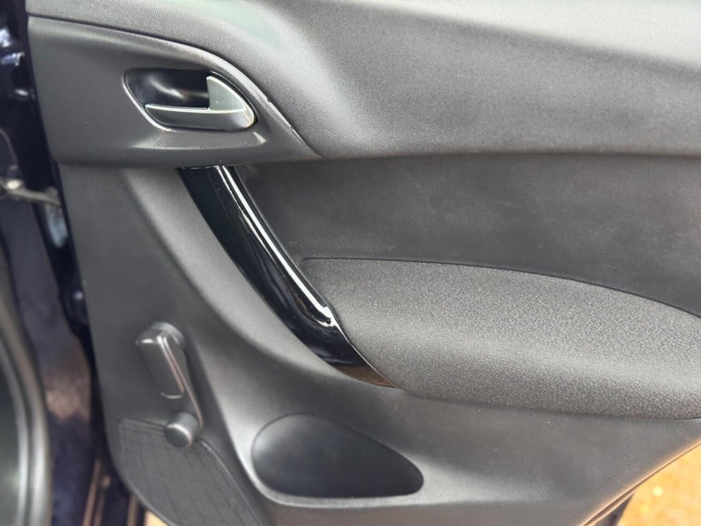 Used Citroen C3 2013 for sale - 76986330: Photo 36