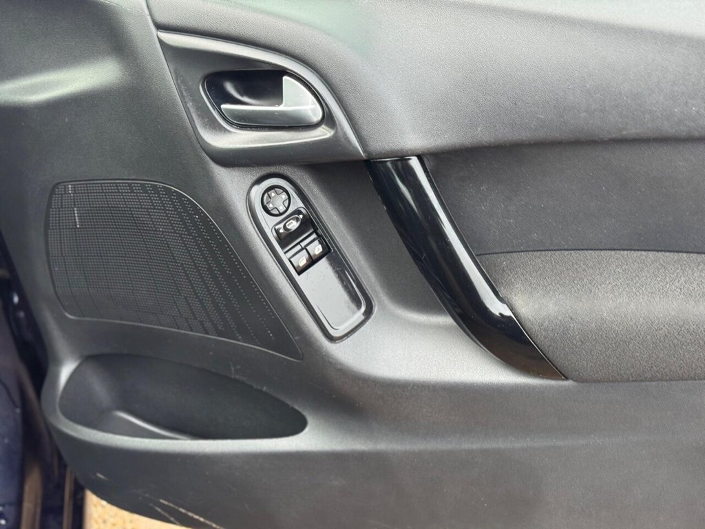 Used Citroen C3 2013 for sale - 76986330: Photo 37