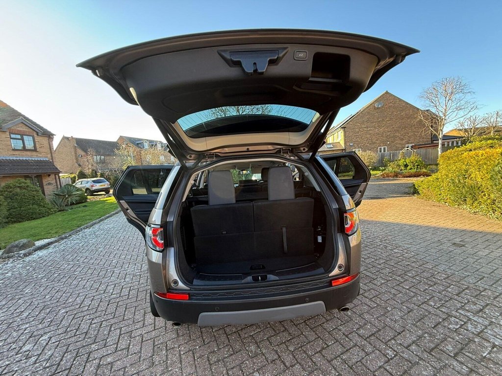 Used Land Rover Discovery Sport 2015 for sale - 77971556: Photo 33