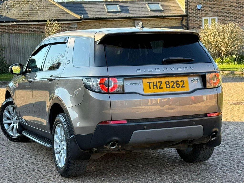Used Land Rover Discovery Sport 2015 for sale - 77971556: Photo 4