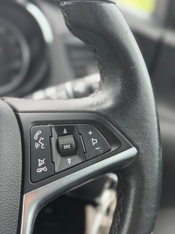 Used Vauxhall Astra 2015 for sale - 75416598: Photo 33