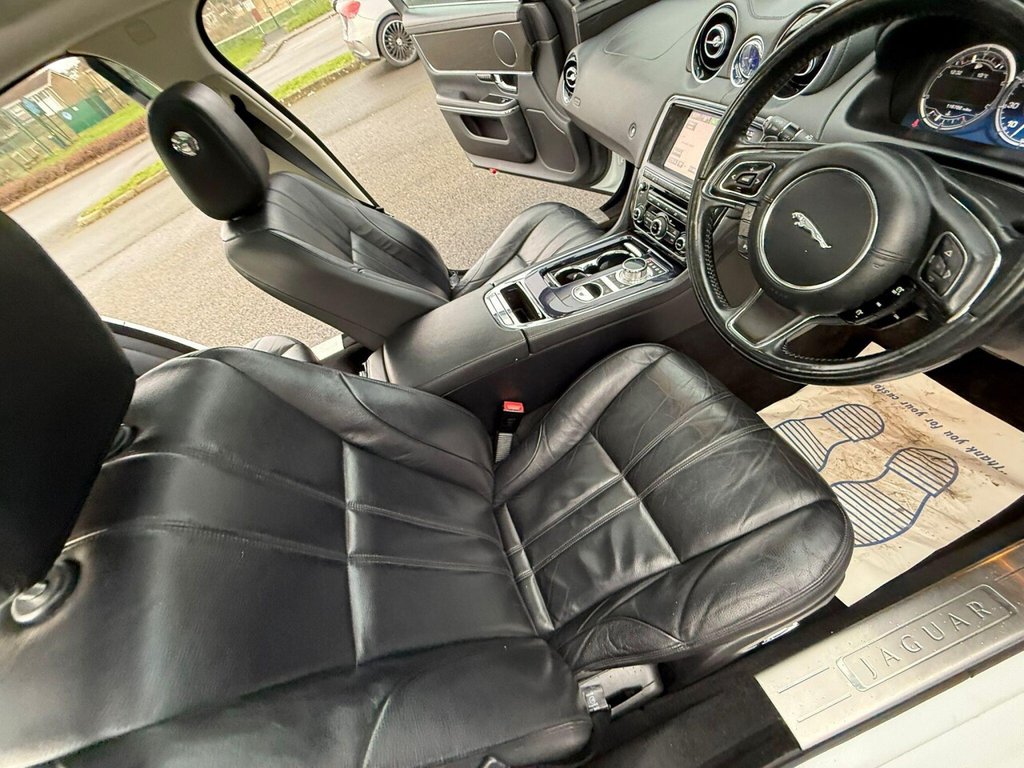 Used Jaguar XJ 2013 for sale - 77499221: Photo 16