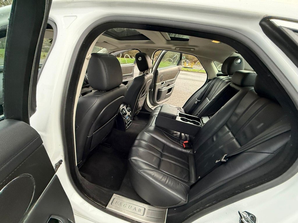 Used Jaguar XJ 2013 for sale - 77499221: Photo 20