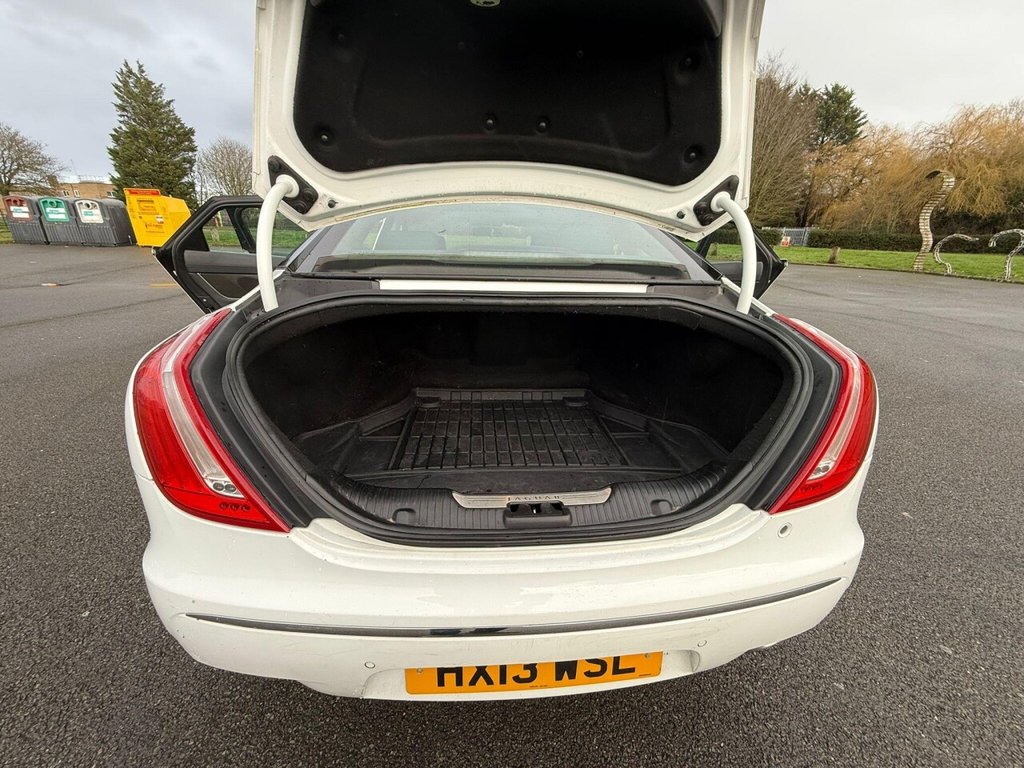 Used Jaguar XJ 2013 for sale - 77499221: Photo 27