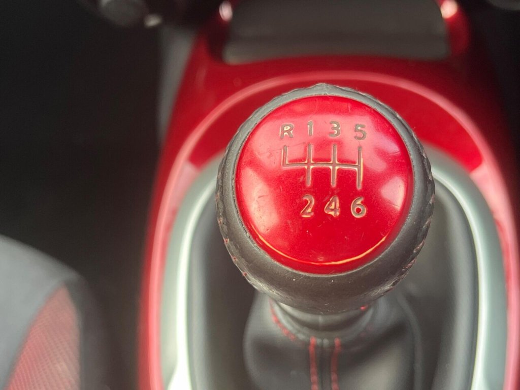 Used Nissan Juke 2015 for sale - 76487007: Photo 32