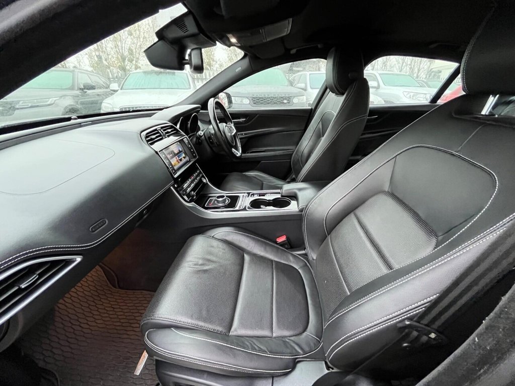 Used Jaguar XE 2017 for sale - 76261374: Photo 12