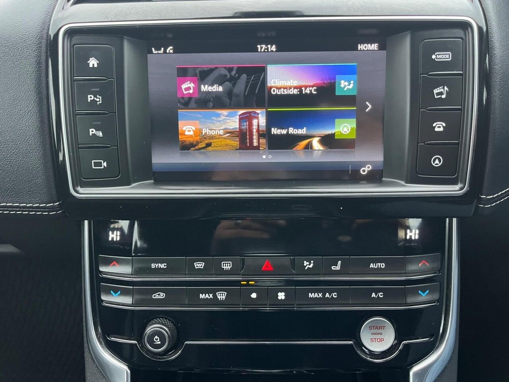 Used Jaguar XE 2017 for sale - 76261374: Photo 19