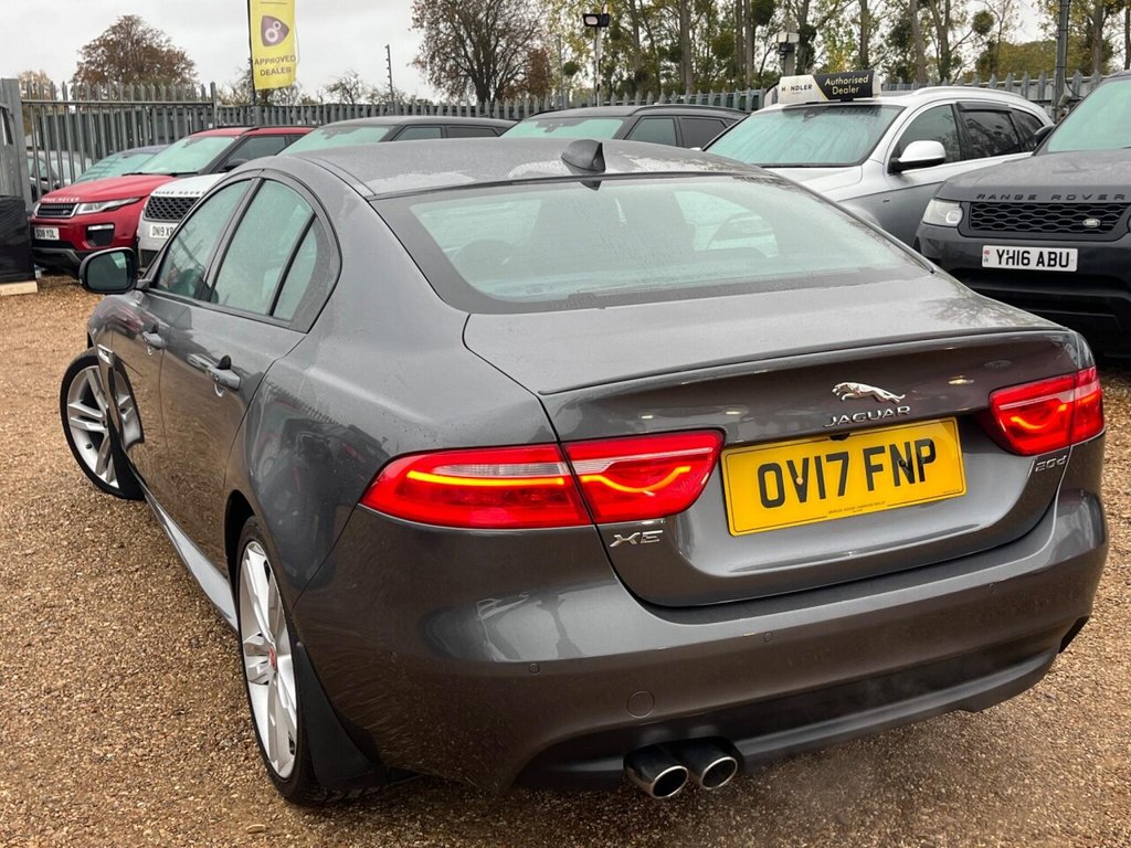 Used Jaguar XE 2017 for sale - 76261374: Photo 4
