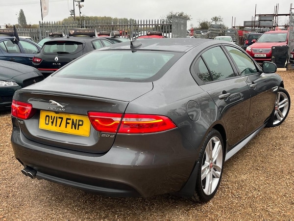 Used Jaguar XE 2017 for sale - 76261374: Photo 5