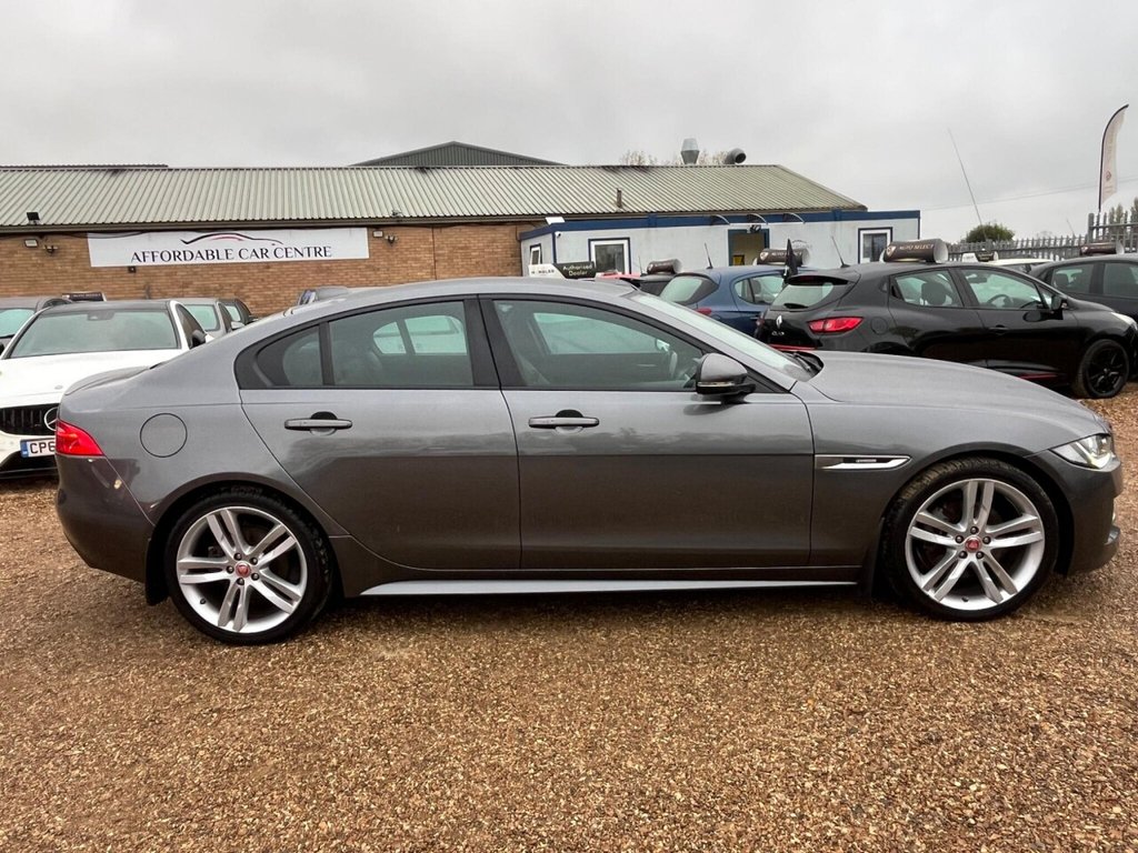 Used Jaguar XE 2017 for sale - 76261374: Photo 6