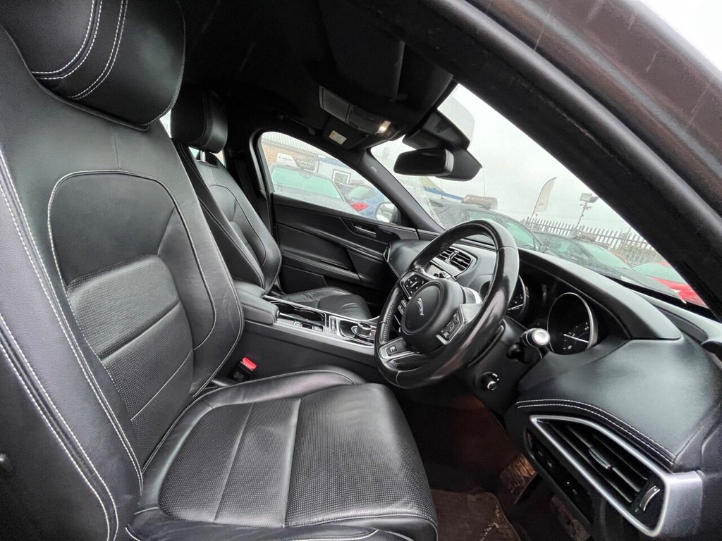 Used Jaguar XE 2017 for sale - 76261374: Photo 7