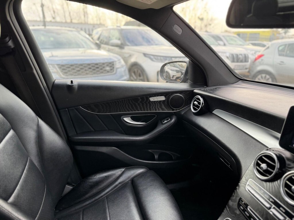 Used Mercedes-Benz GLC 2017 for sale - 76482409: Photo 12