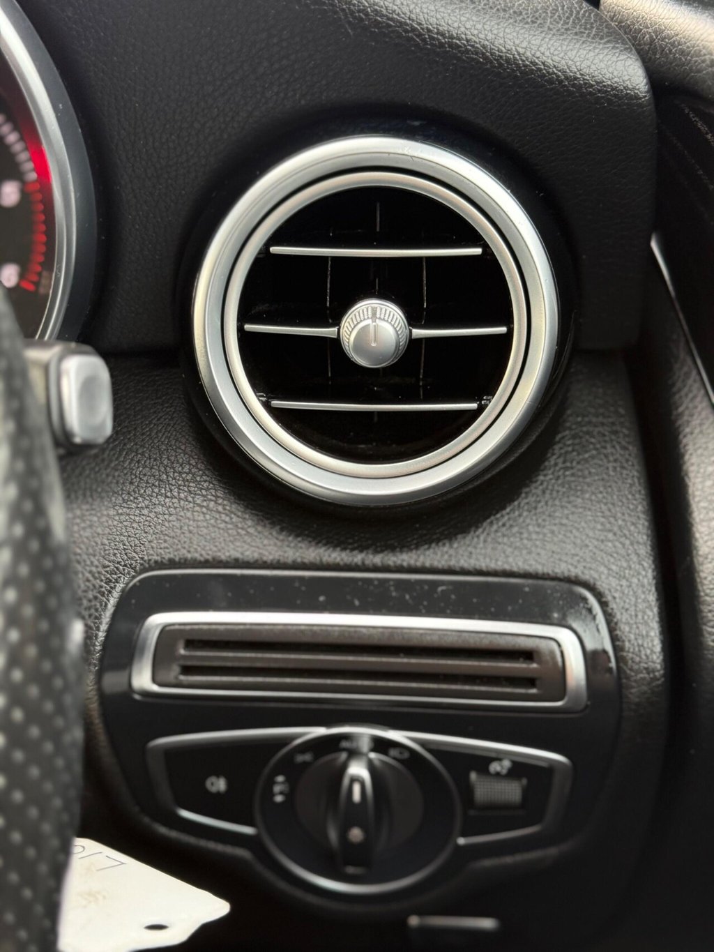 Used Mercedes-Benz GLC 2017 for sale - 76482409: Photo 32