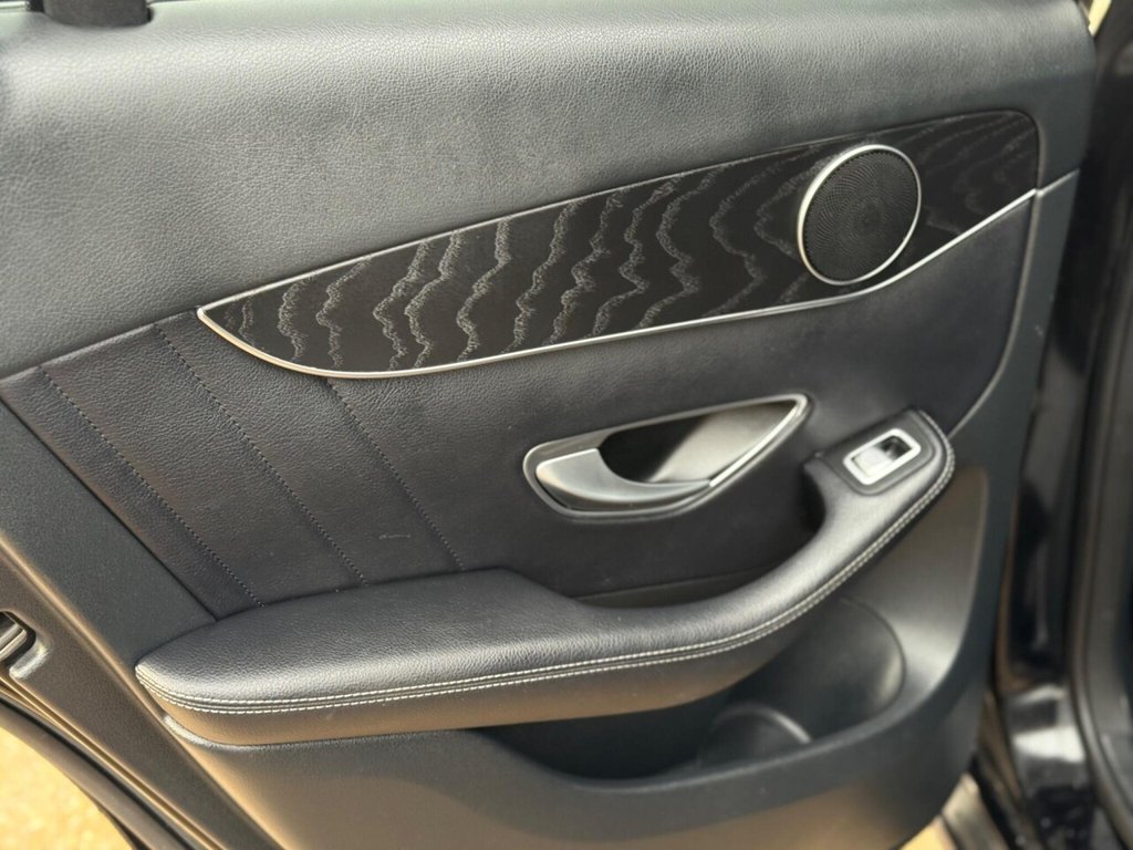 Used Mercedes-Benz GLC 2017 for sale - 76482409: Photo 43