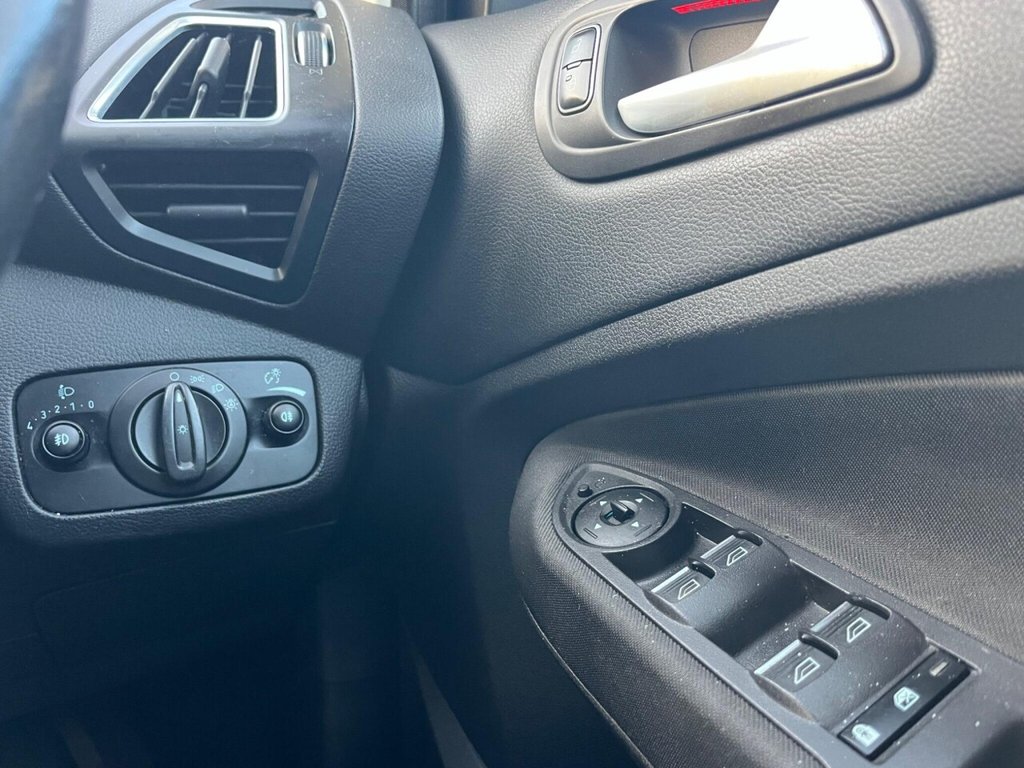 Used Ford Grand C-Max 2016 for sale - 77307332: Photo 33