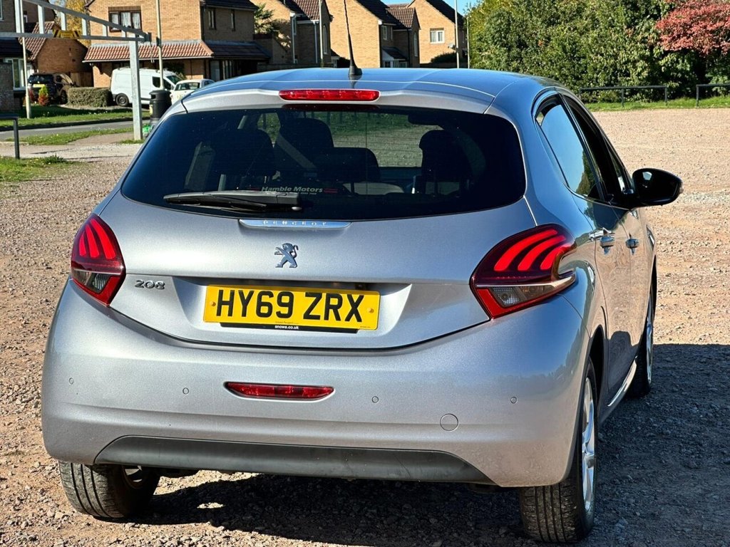 Used Peugeot 208 2019 for sale - 77668877: Photo 10
