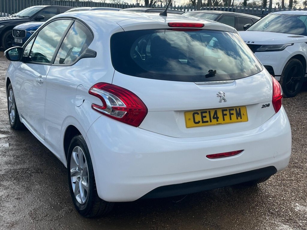 Used Peugeot 208 2014 for sale - 77263188: Photo 19