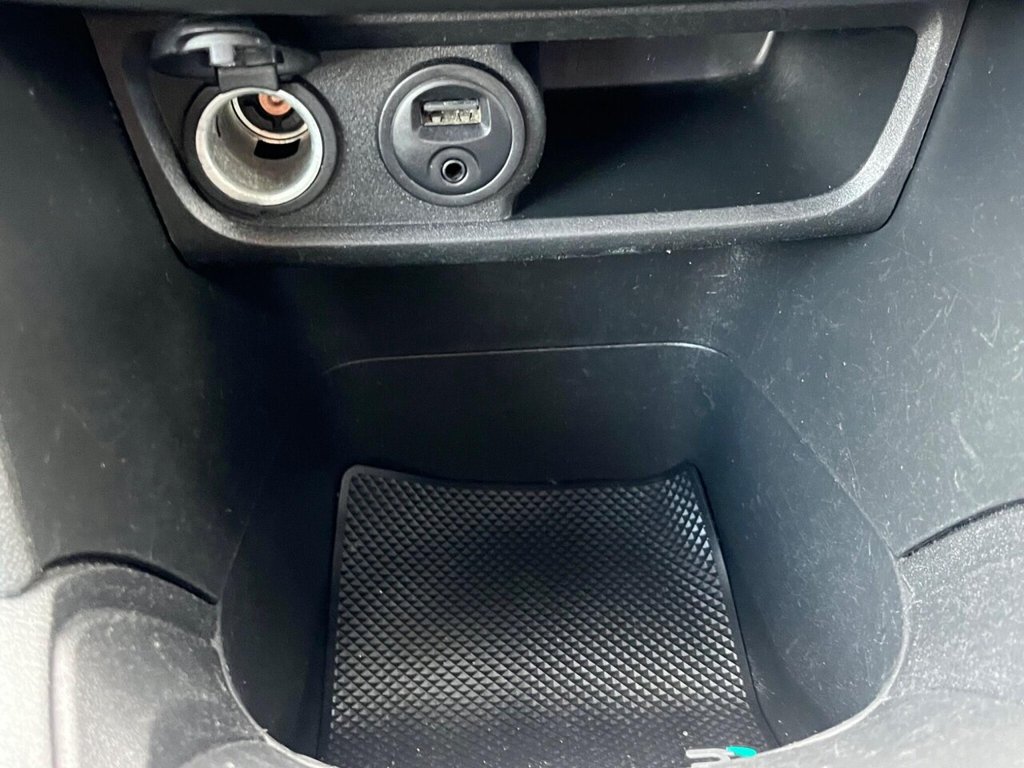 Used Peugeot 208 2014 for sale - 77263188: Photo 2