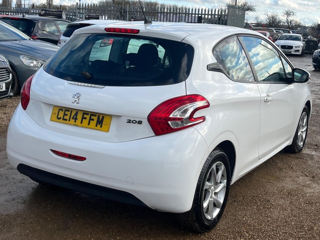 Used Peugeot 208 2014 for sale - 77263188: Photo 27