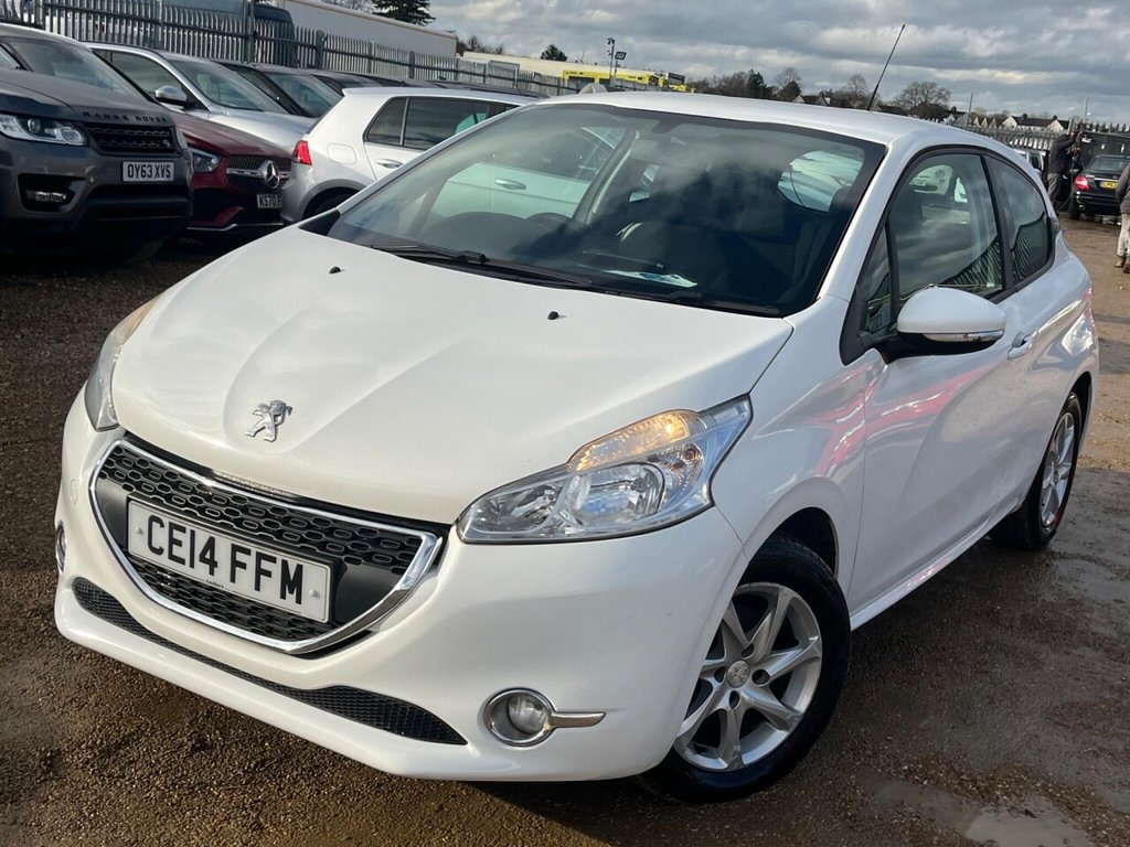 Used Peugeot 208 2014 for sale - 77263188: Photo 33