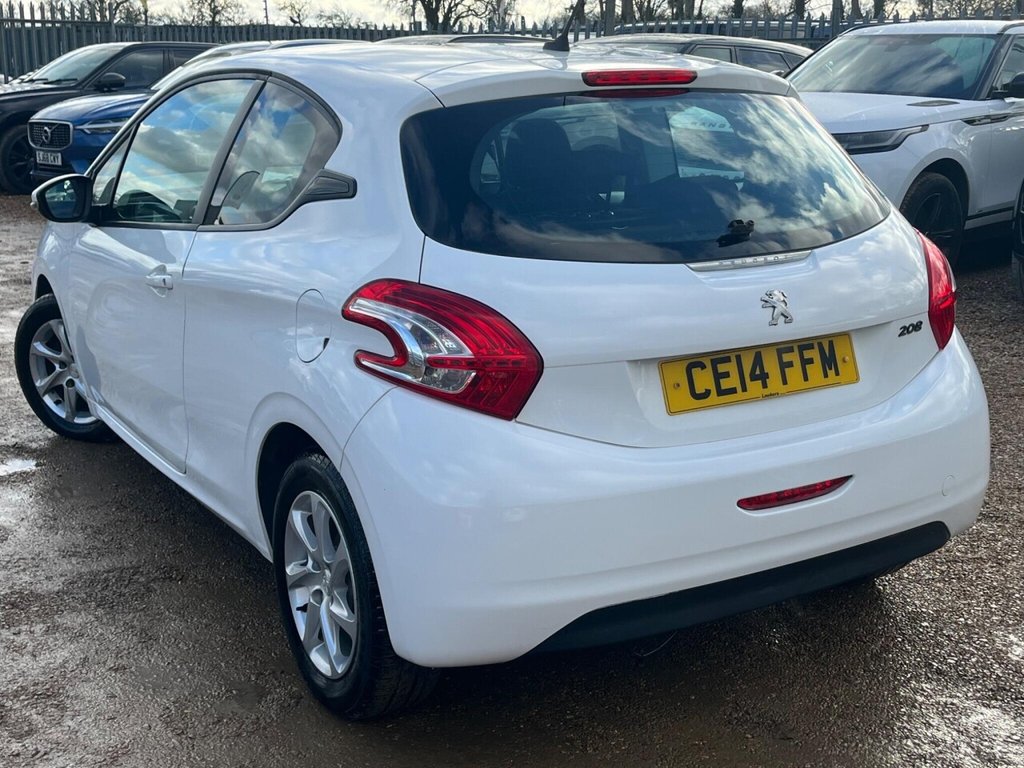 Used Peugeot 208 2014 for sale - 77263188: Photo 39