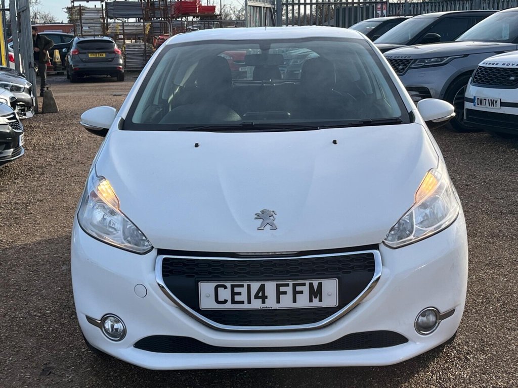 Used Peugeot 208 2014 for sale - 77263188: Photo 48