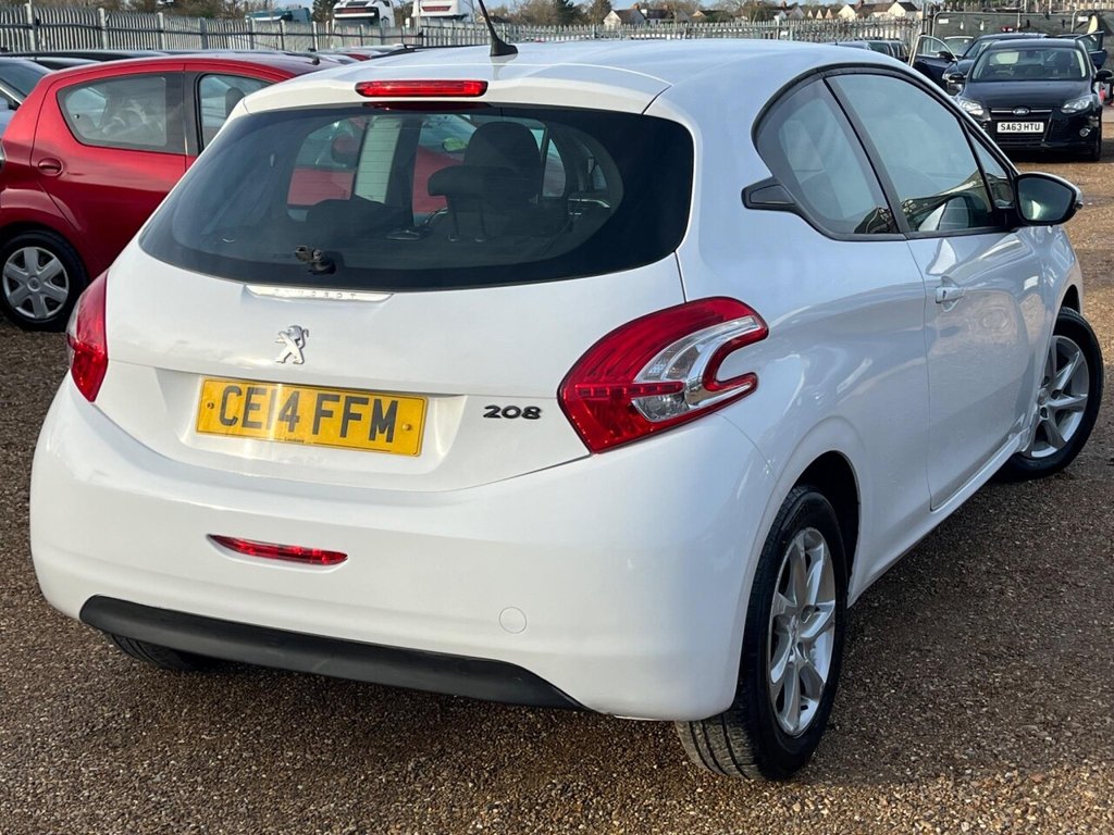 Used Peugeot 208 2014 for sale - 77263188: Photo 9