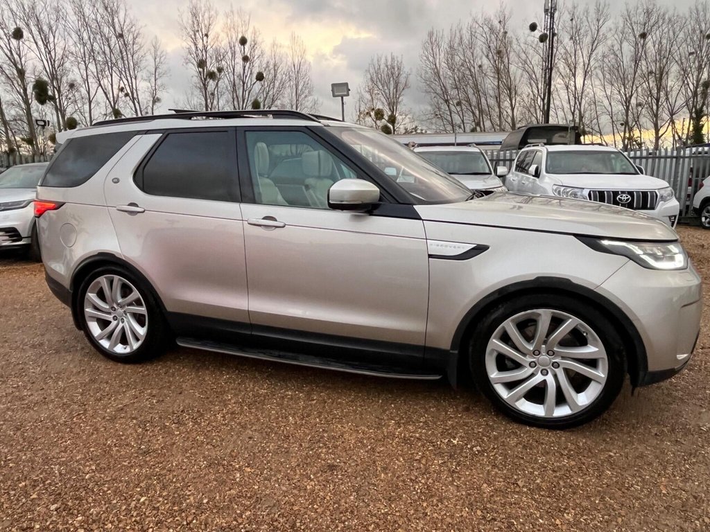 Used Land Rover Discovery 2017 for sale - 76523329: Photo 12