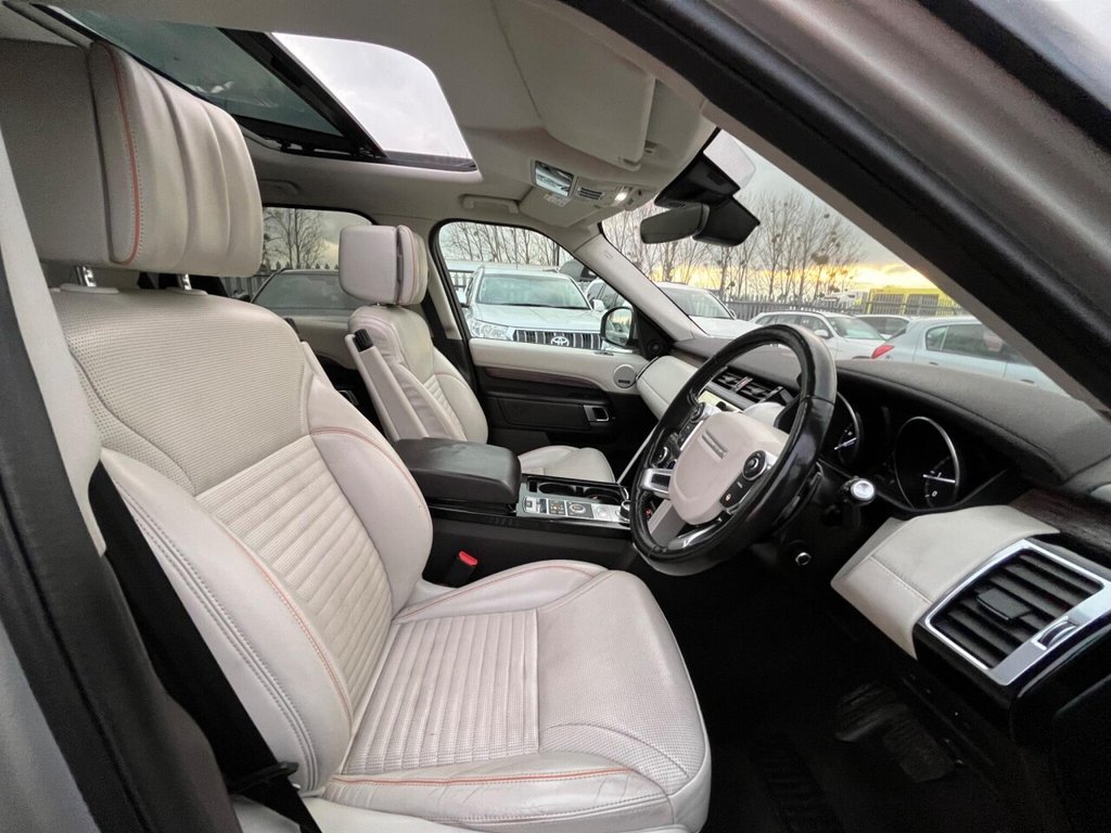 Used Land Rover Discovery 2017 for sale - 76523329: Photo 14