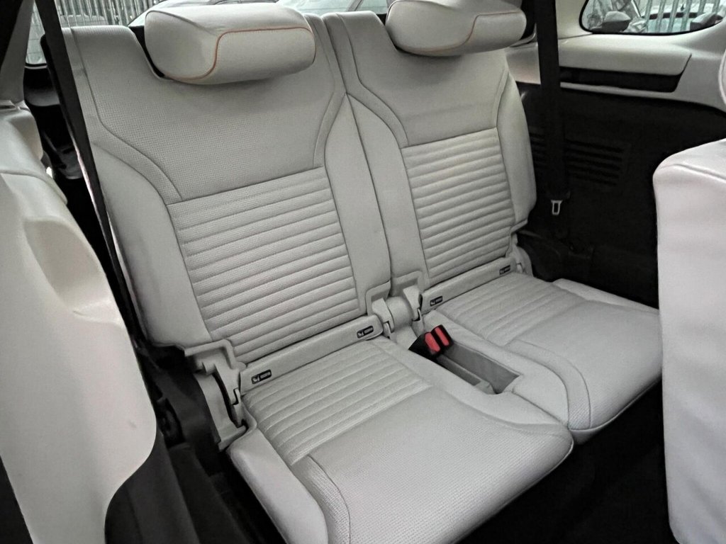 Used Land Rover Discovery 2017 for sale - 76523329: Photo 30