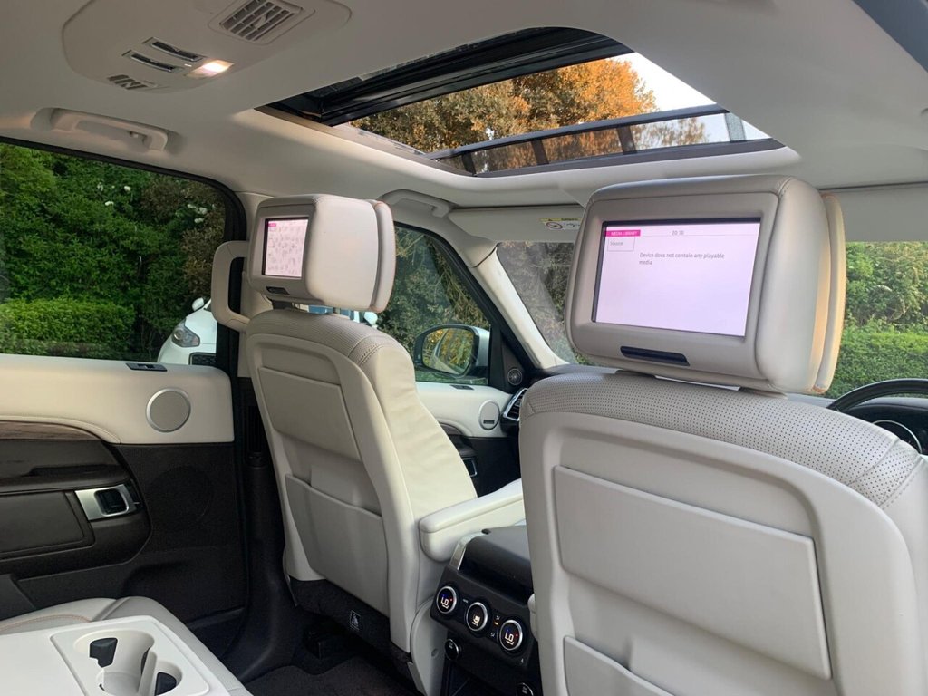 Used Land Rover Discovery 2017 for sale - 76523329: Photo 45