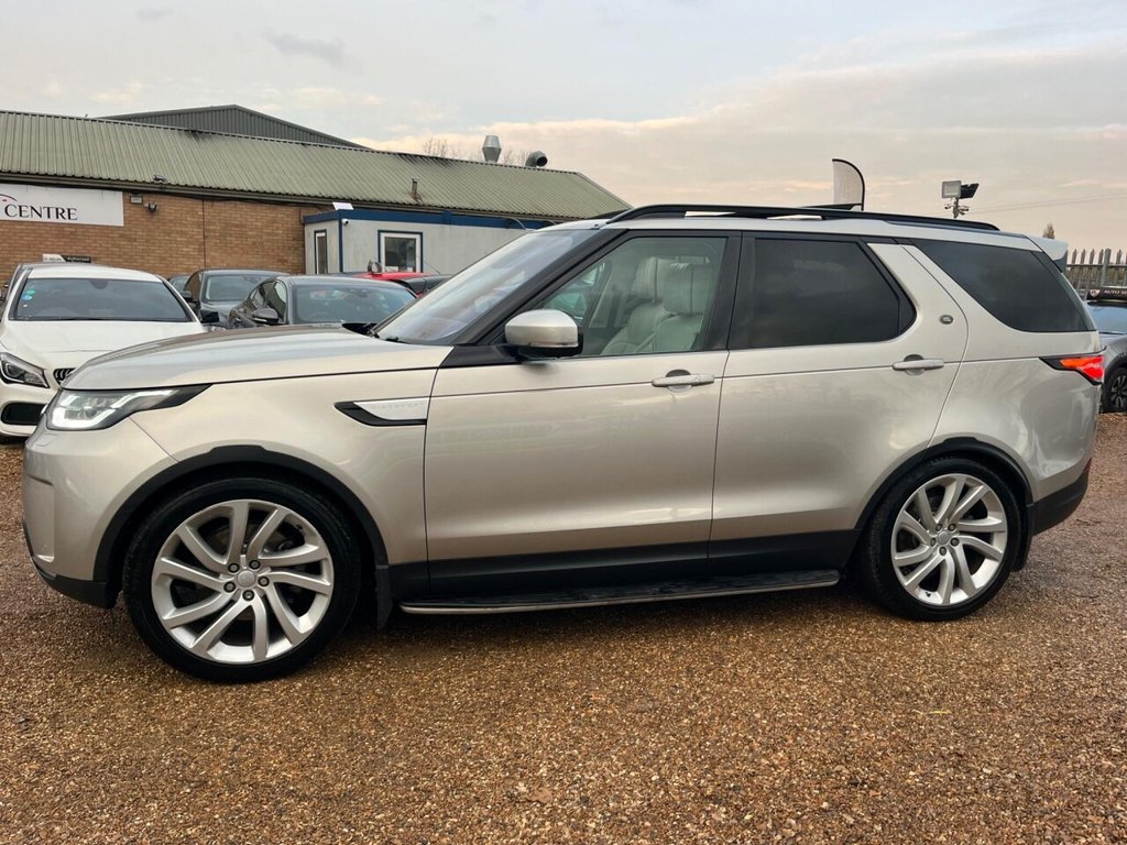 Used Land Rover Discovery 2017 for sale - 76523329: Photo 6