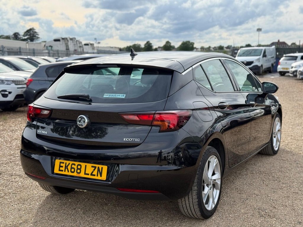 Used Vauxhall Astra 2018 for sale - 77893654: Photo 10