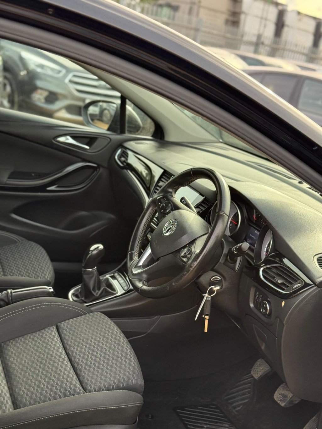 Used Vauxhall Astra 2018 for sale - 77893654: Photo 15