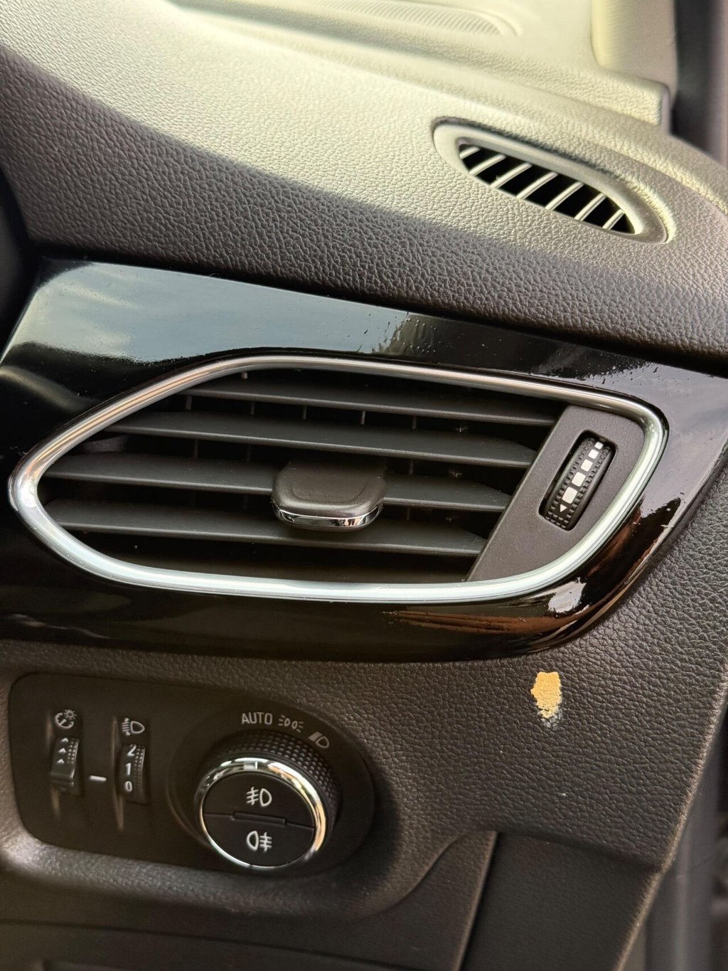 Used Vauxhall Astra 2018 for sale - 77893654: Photo 21