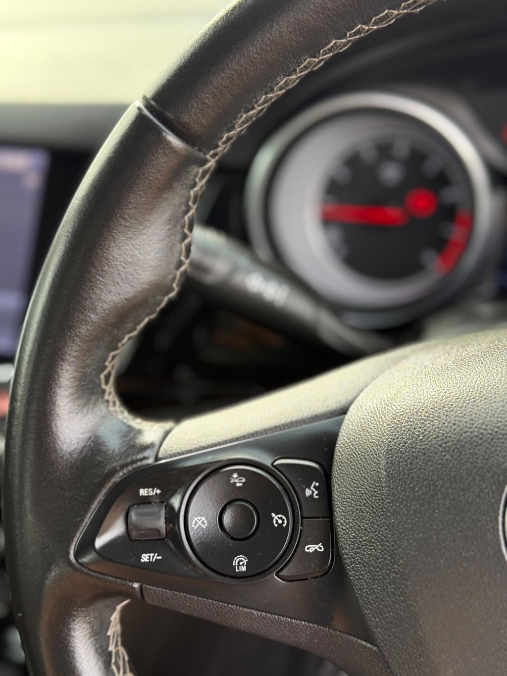 Used Vauxhall Astra 2018 for sale - 77893654: Photo 25